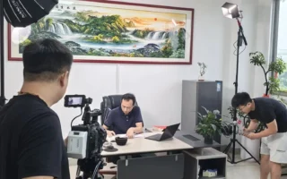 L'équipe de production de Qiangguo Zhizao mène une interview à Cprint 3D